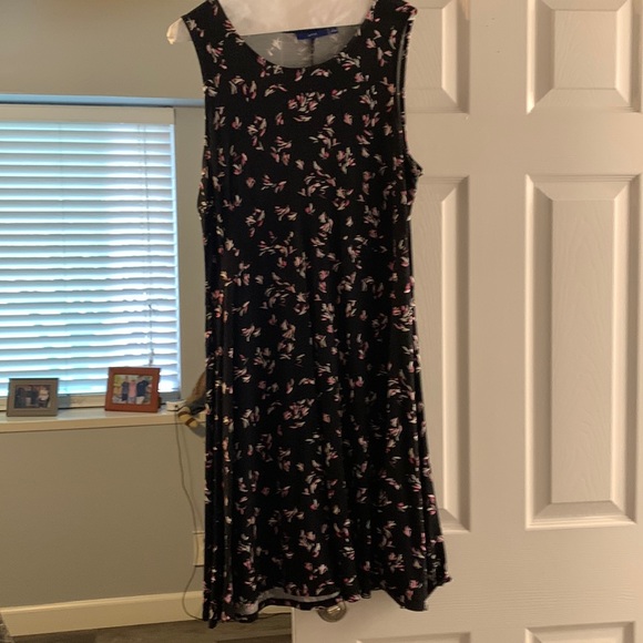 Sundress - Picture 1 of 2